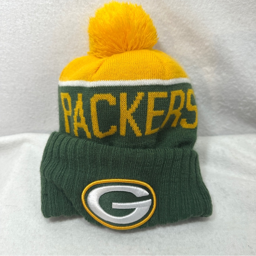 New Era Green Bay Packers Knit Hat Green Yellow Logo Pom Beanie Winter Sideline